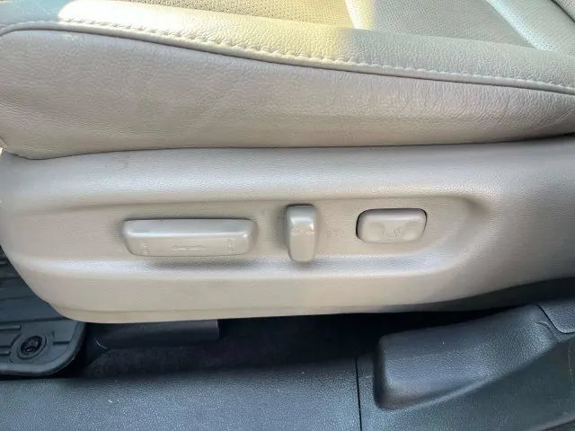 Used 2022 Honda Pilot Elite image 35
