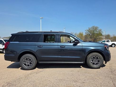 New 2026 Ford Expedition Max Active AWD/4WD image 2