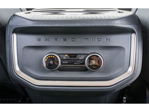 Used 2025 Ford Expedition Max Active image 27