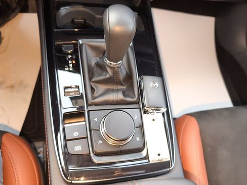 Certified 2025 MAZDA CX-30 Carbon image 20