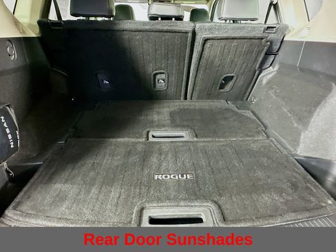 Used 2022 Nissan Rogue SL w/ SL Premium Package image 36