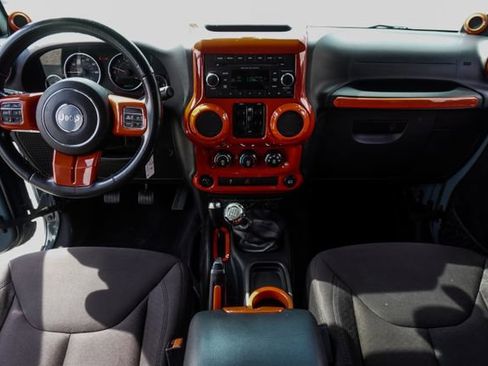 Used 2014 Jeep Wrangler Unlimited Sport w/ Quick Order Package 23S AWD/4WD image 18