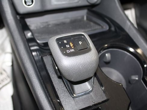 Used 2023 Nissan Rogue S image 49