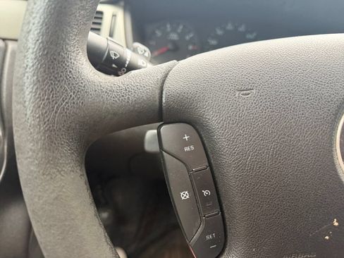 Used 2009 Chevrolet Impala Police FWD image 15