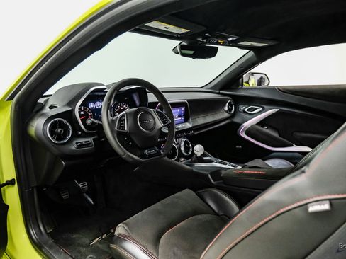 Used 2021 Chevrolet Camaro ZL1 image 33