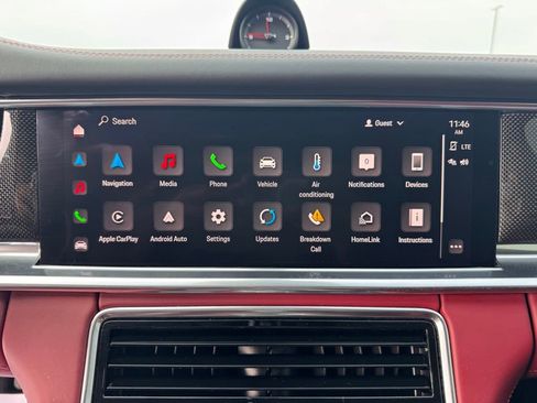 Used 2023 Porsche Panamera 4 Platinum Edition image 21