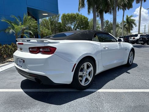 Used 2019 Chevrolet Camaro LT RWD image 9