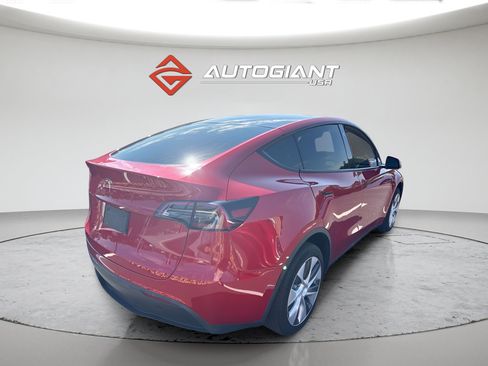 Used 2023 Tesla Model Y Long Range AWD/4WD image 4