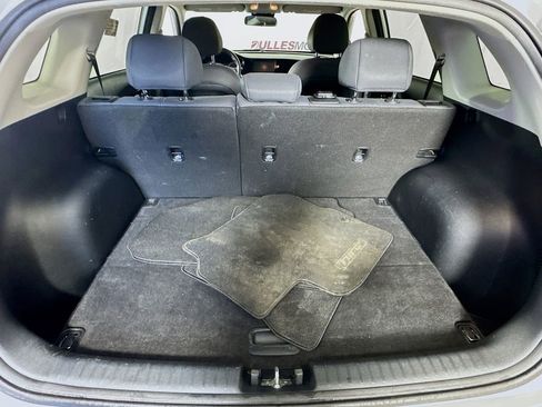 Used 2020 Kia Niro LXS image 24