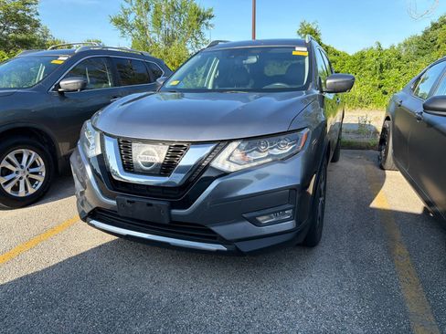 Used 2017 Nissan Rogue SL w/ SL Premium Package AWD/4WD image 7