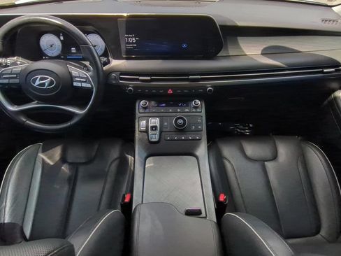 Certified 2024 Hyundai Palisade Limited FWD image 11
