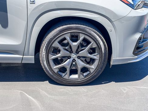 New 2026 Lexus TX 500h AWD image 7