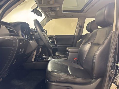 Used 2019 Toyota 4Runner Limited AWD/4WD image 19