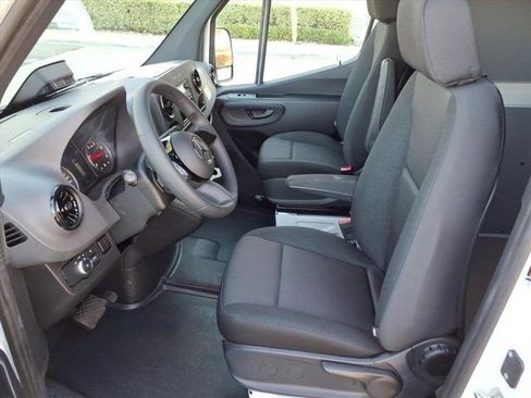 New 2025 Mercedes-Benz Sprinter 2500 image 15