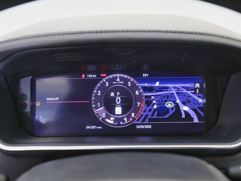 Used 2020 Land Rover Range Rover HSE image 37