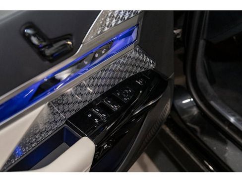 New 2026 BMW 760i xDrive w/ Executive Package image 55