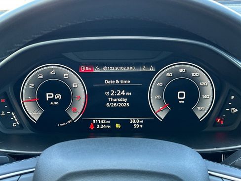 Used 2022 Audi Q3 2.0T Premium Plus w/ Premium Plus Package image 31