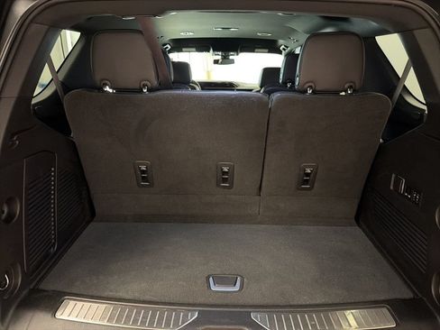 Used 2022 GMC Yukon Denali AWD/4WD image 13