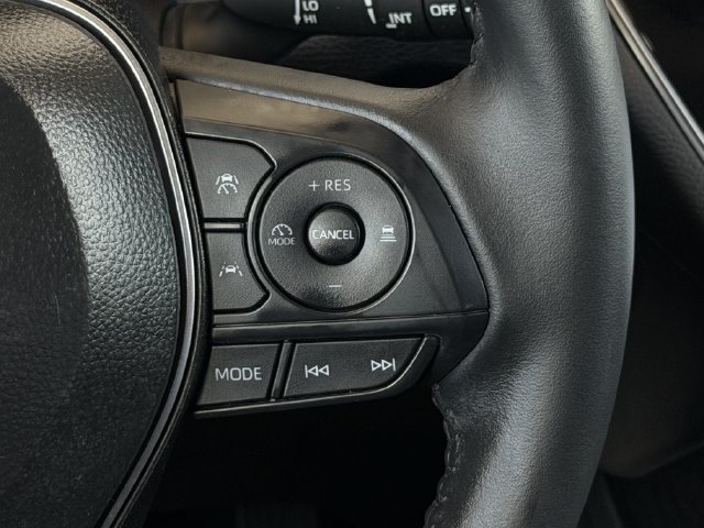 Certified 2026 Toyota Corolla Cross LE FWD image 16