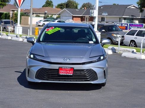 Used 2025 Toyota Camry LE FWD image 2