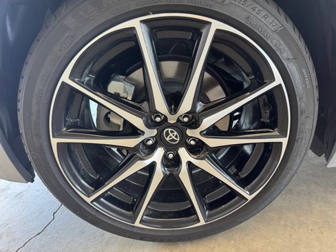 Used 2024 Toyota GR86 CAR image 43