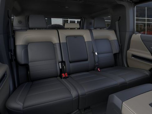 New 2026 GMC Hummer EV SUV AWD/4WD image 17