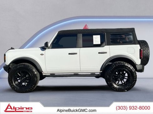 Used 2024 Ford Bronco Wildtrak image 2