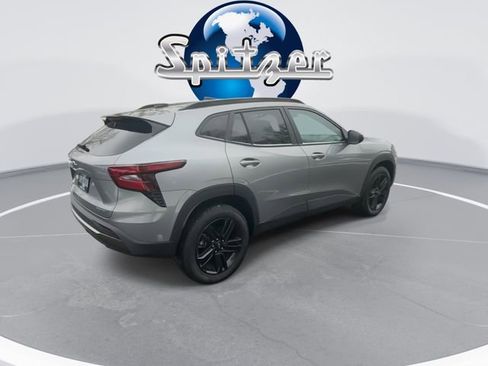 Certified 2024 Chevrolet Trax ACTIV w/ Sunroof Package image 8