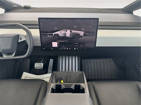 Used 2024 Tesla Cybertruck AWD Crew Cab image 11
