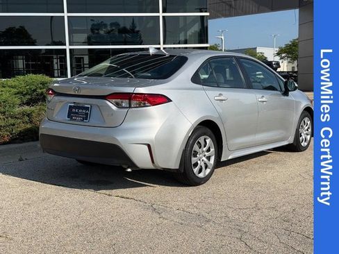 Used 2025 Toyota Corolla LE FWD image 3