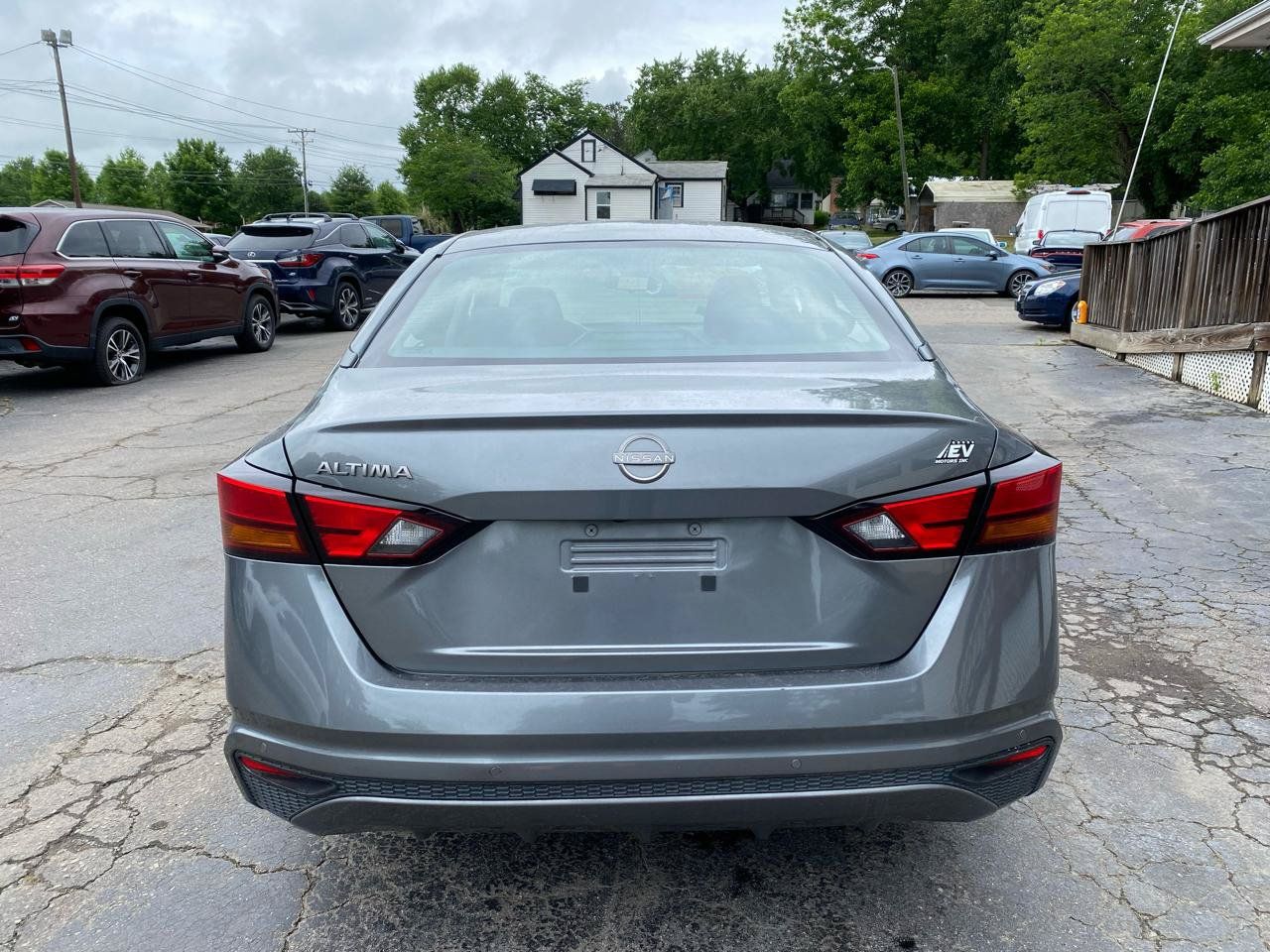 Used 2023 Nissan Altima 2.5 S FWD image 7