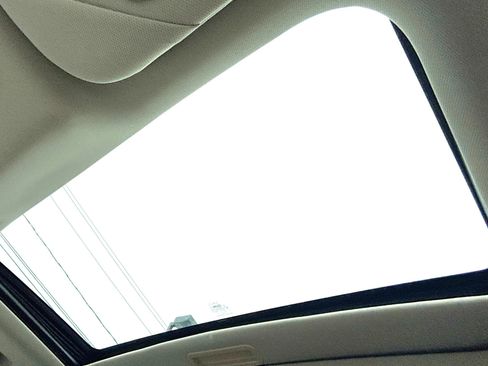 Used 2012 Ford Escape Limited image 29