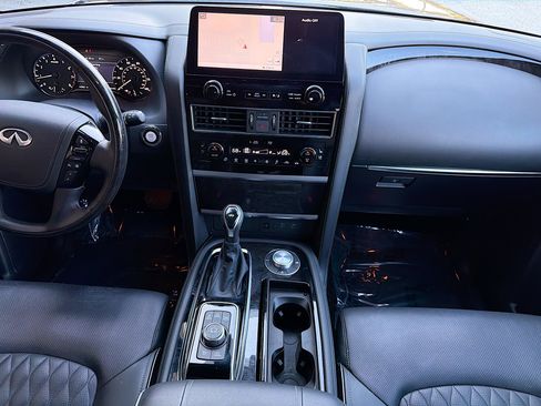 Used 2024 INFINITI QX80 Sensory image 20