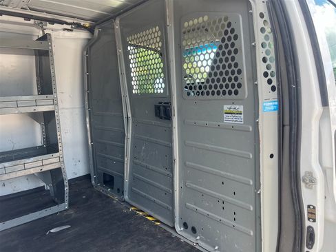 Used 2023 Chevrolet Express 3500 Extended w/ Driver Convenience Package RWD image 6