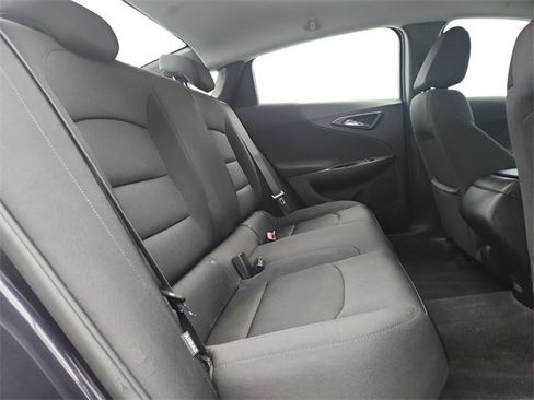 Used 2022 Chevrolet Malibu LS image 21