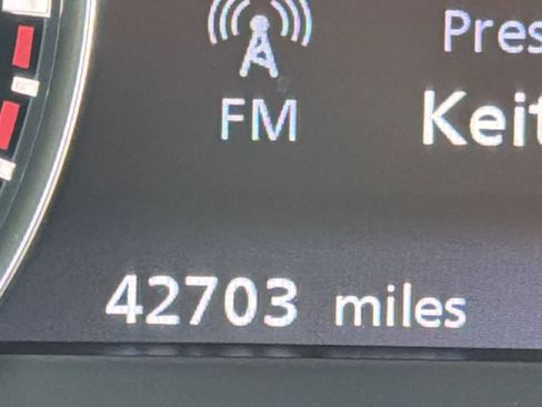 Used 2021 Nissan Armada SV w/ SV Appearance Package RWD image 36