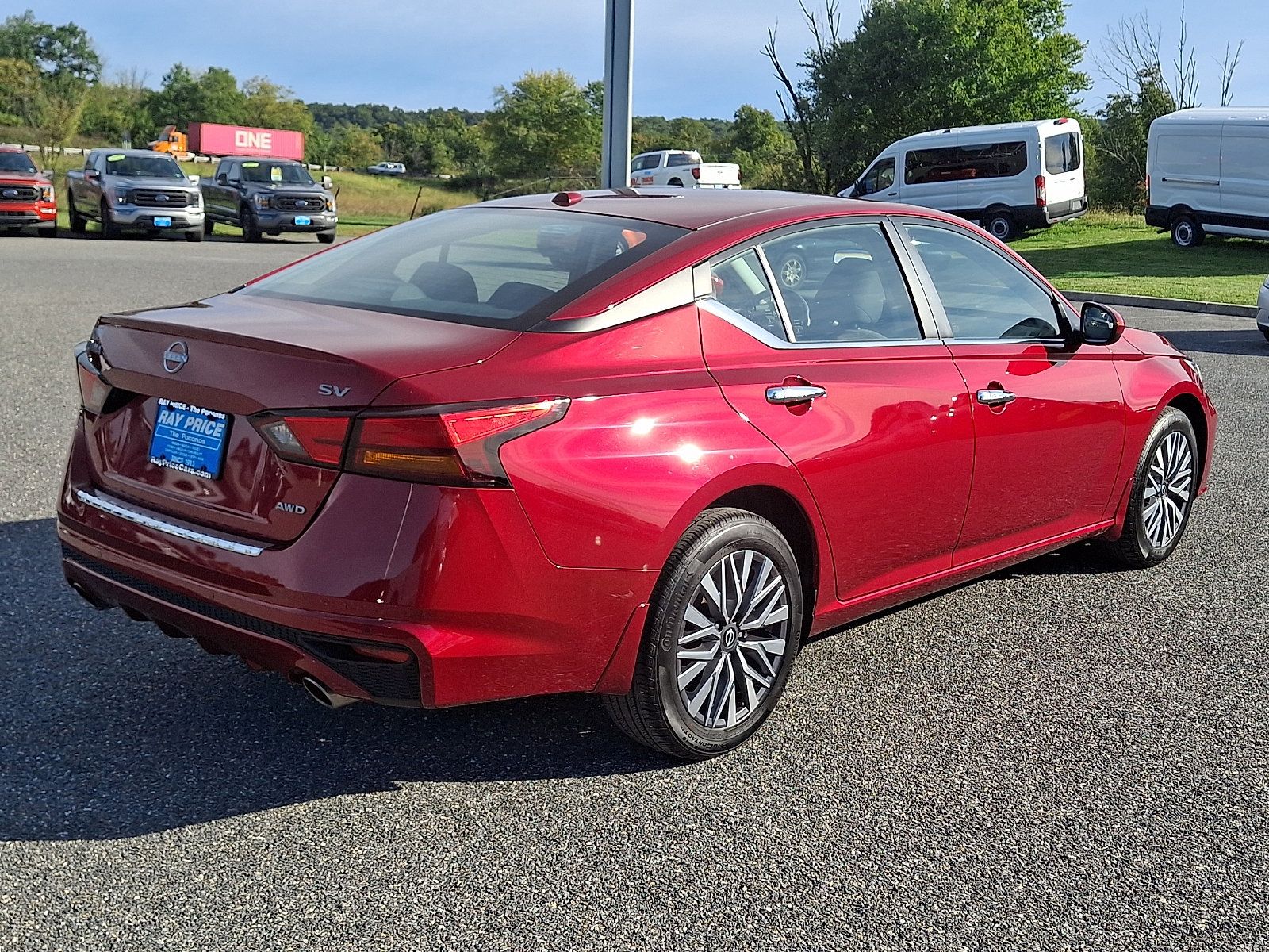 Used 2023 Nissan Altima 2.5 SV w/ SV Premium Package AWD/4WD image 5