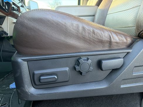 Used 2010 Ford F250 Cabela's image 24