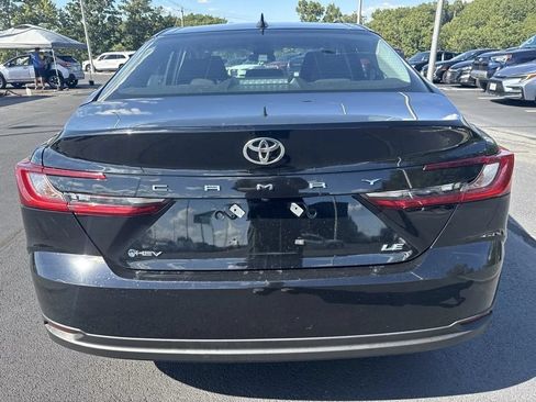 Used 2025 Toyota Camry LE FWD image 3