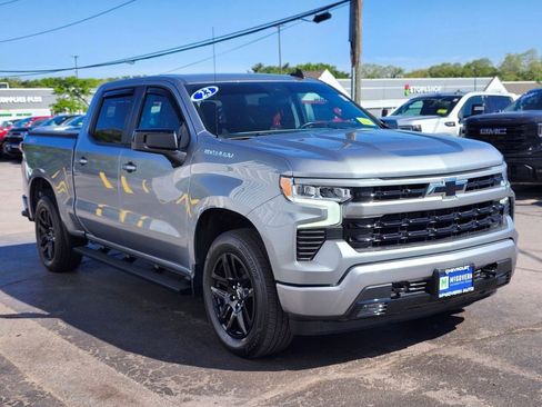 Used 2023 Chevrolet Silverado 1500 RST w/ Convenience Package II AWD/4WD image 7