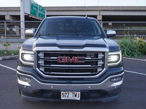 Used 2018 GMC Sierra 1500 SLT w/ Enhanced Driver Alert Package image 4