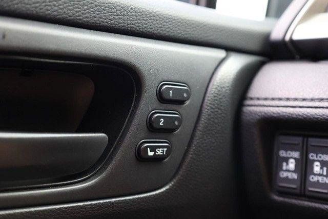 Used 2025 Honda Odyssey Sport-L image 21