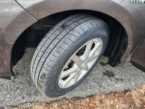 Used 2014 Toyota Prius C Four image 10