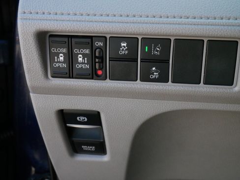 Certified 2018 Honda Odyssey EX image 26