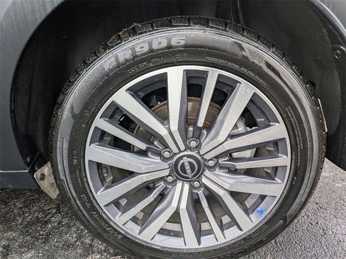 Used 2024 Nissan Kicks SV image 24