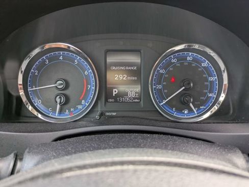 Used 2017 Toyota Corolla L FWD image 21
