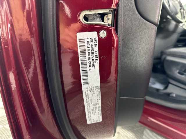 Used 2020 Chrysler Pacifica Touring-L w/ Advanced Safetytec Group AWD/4WD image 40