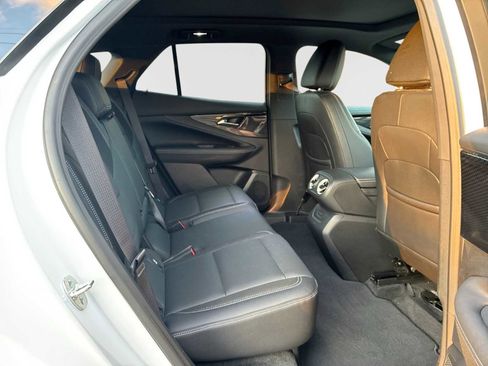 Certified 2024 Chevrolet Blazer EV LT image 27