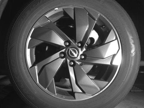 Used 2025 Nissan Rogue SV image 14