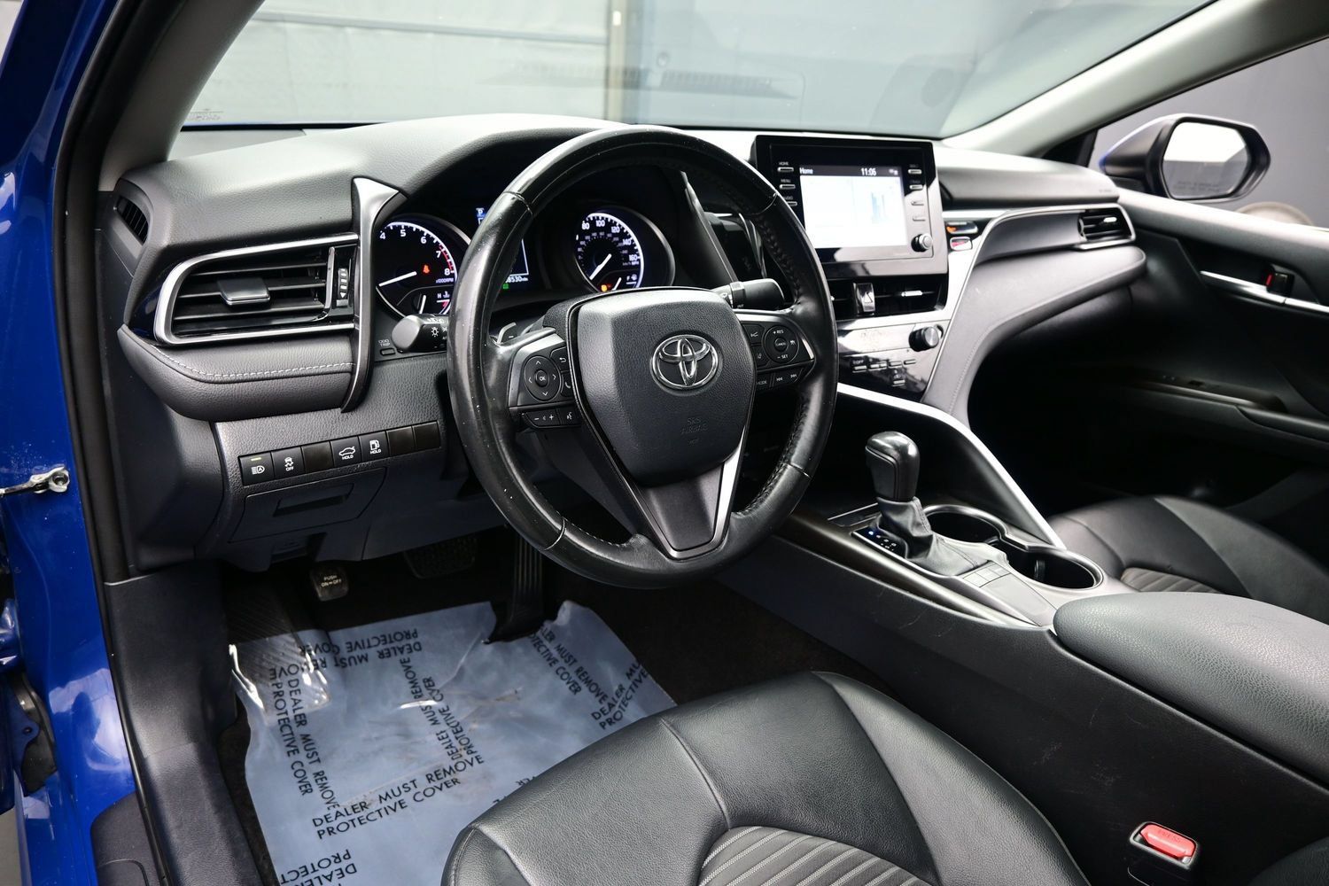 Used 2024 Toyota Camry SE FWD image 13